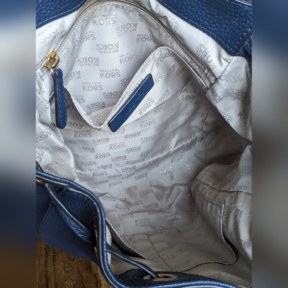 Michael kors southwestern studded leather backpack purse - Picture 4 of 13